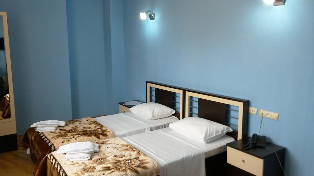 Europa+T Hotel 第比利斯 外观 照片