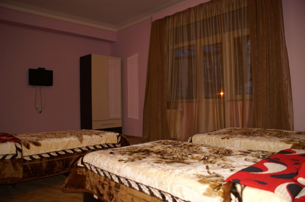 Europa+T Hotel 第比利斯 客房 照片